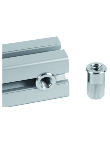 Tuleja gwintowana M12 ESD